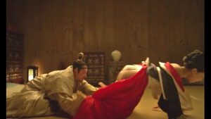 Hoàng thượng chơi cung nữ